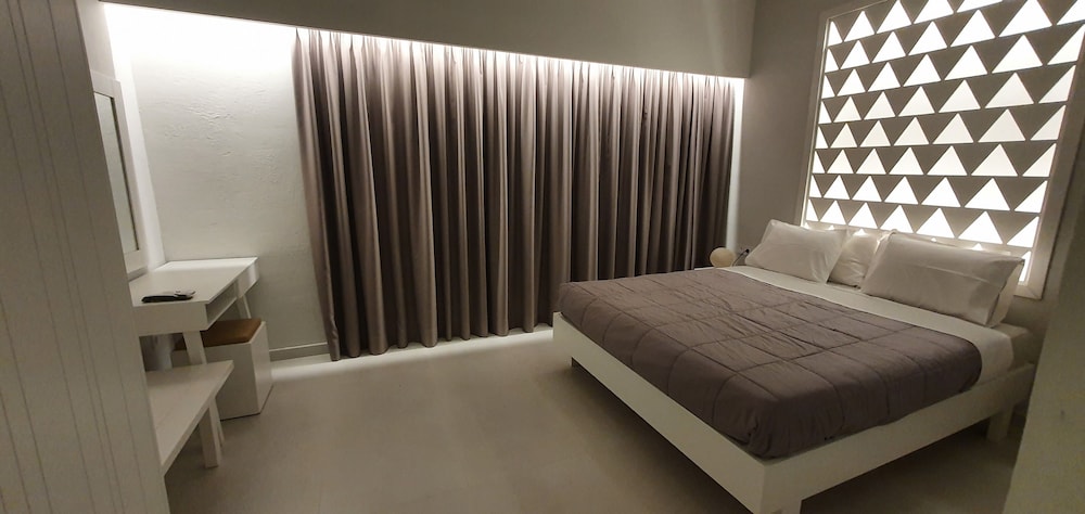 Suite, 1 Bedroom, Non Smoking, Mountain View photo 1