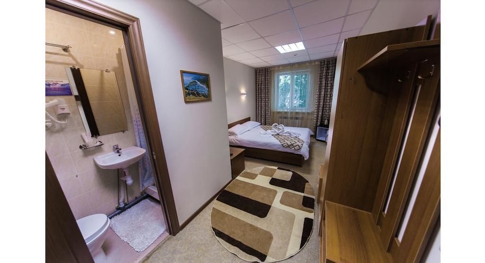 Standard Double Room photo 2
