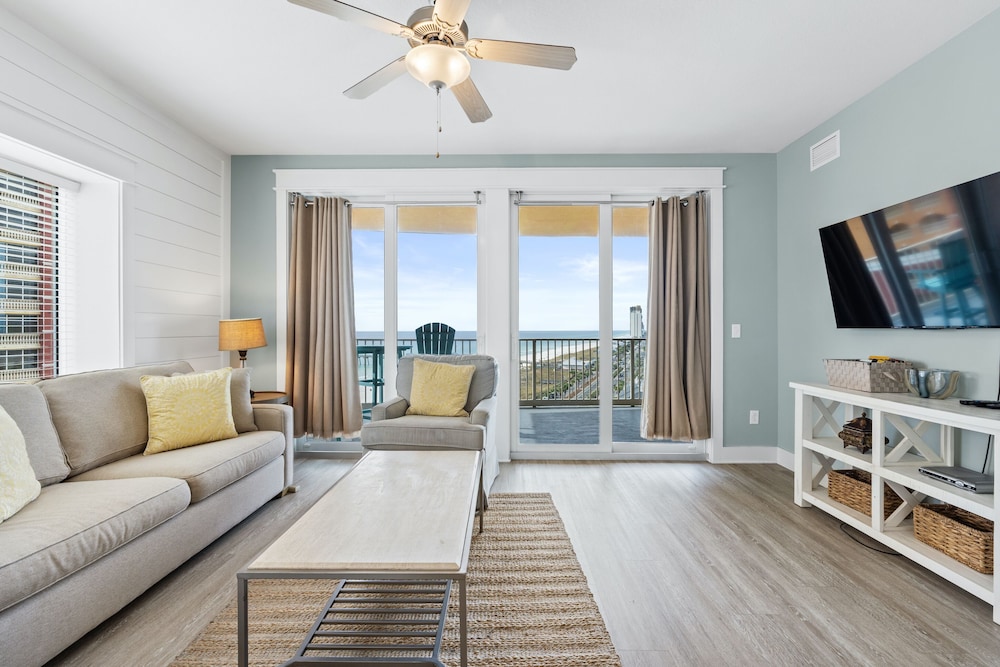 Condo, 3 Bedrooms, Sea View (901)