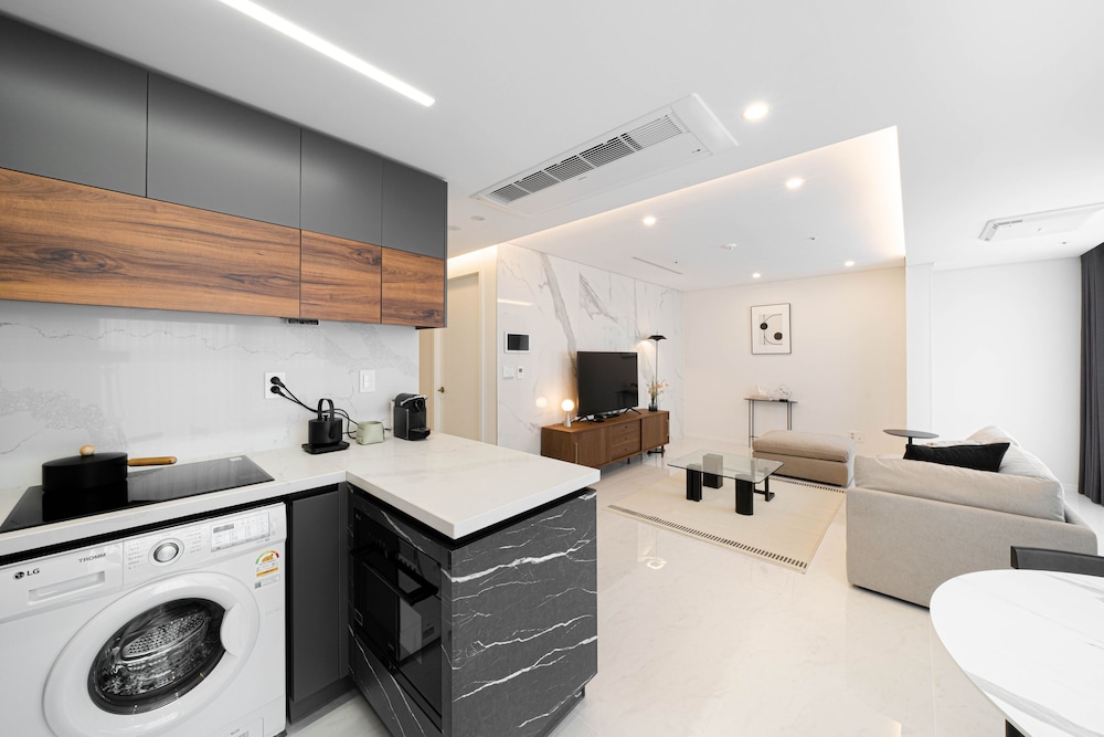 Premier Suite Family - Photo 4