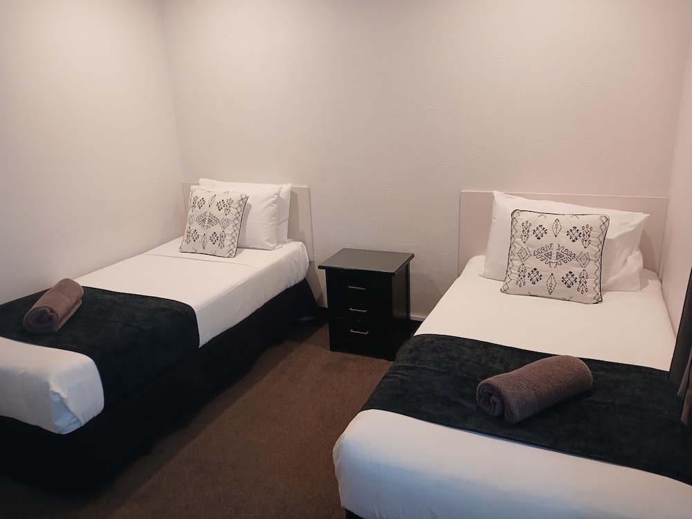 One Bedroom Suite photo 3