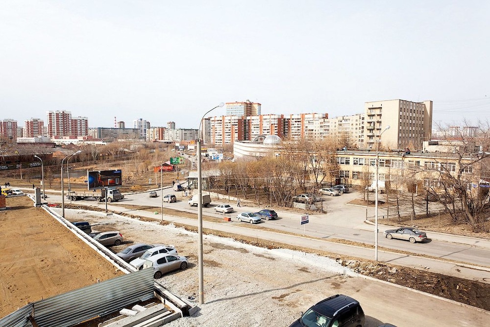 Apartment on Mashinistov, 3-19 photo 2