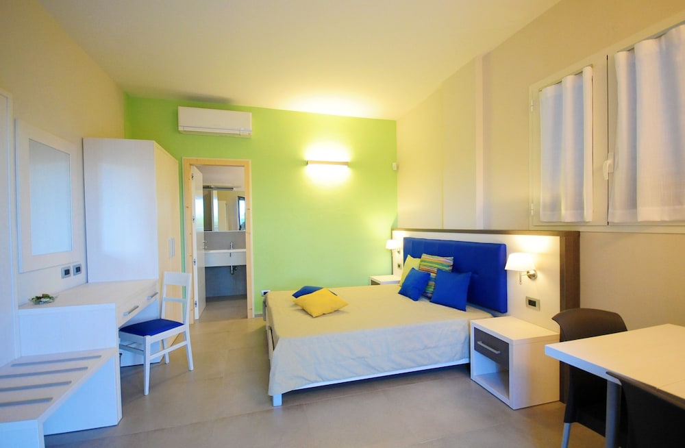 Superior Apartment, Garden View photo 1