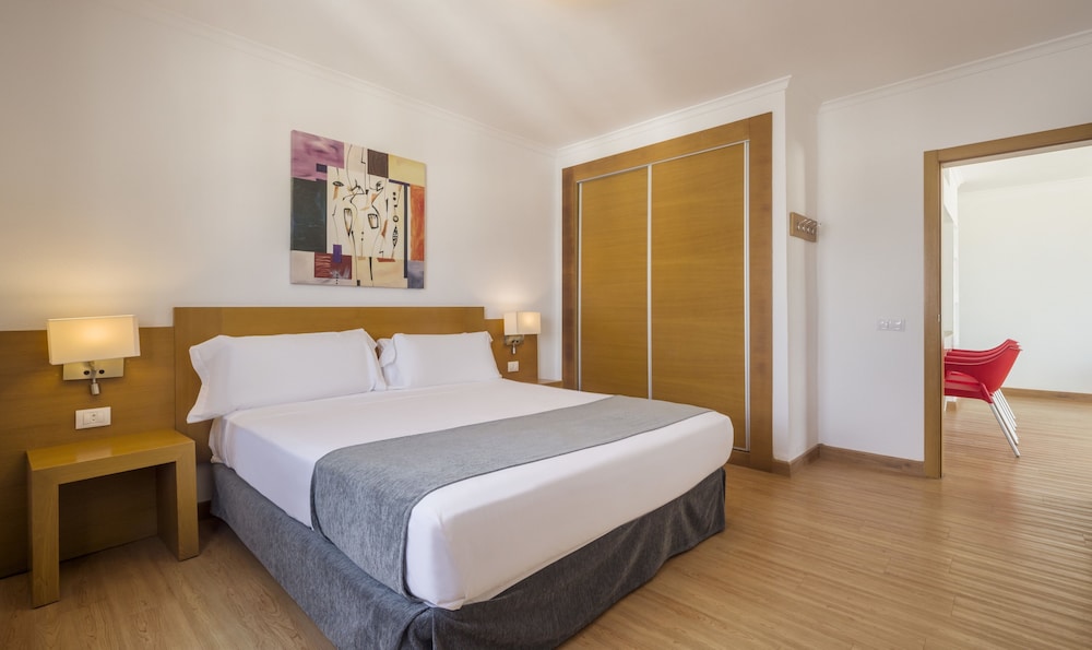 Apartment, 2 Bedrooms, 4 people thumbnail 6