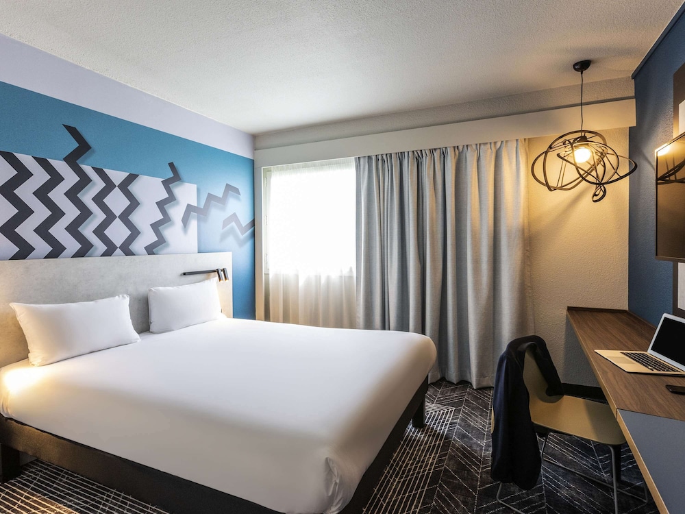 Superior Room, 1 Queen Bed - Photo 2