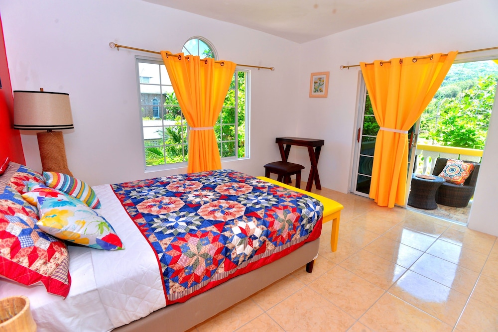 Premium Villa, Ocean and Pool View
