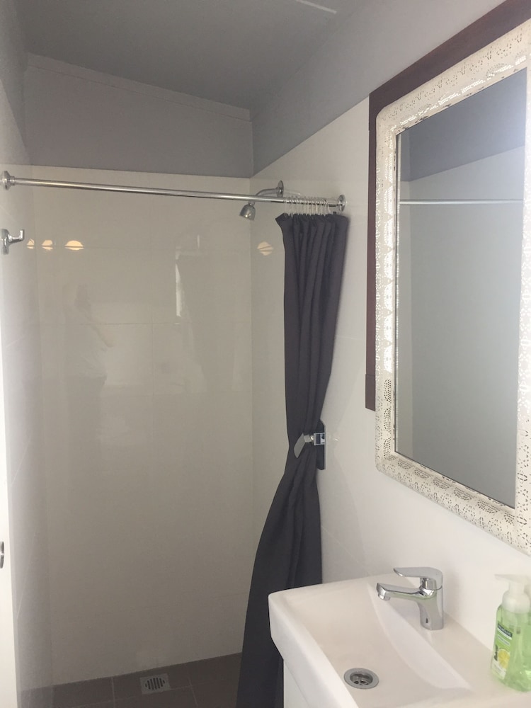The Tinshed - 1 Bedroom photo 2