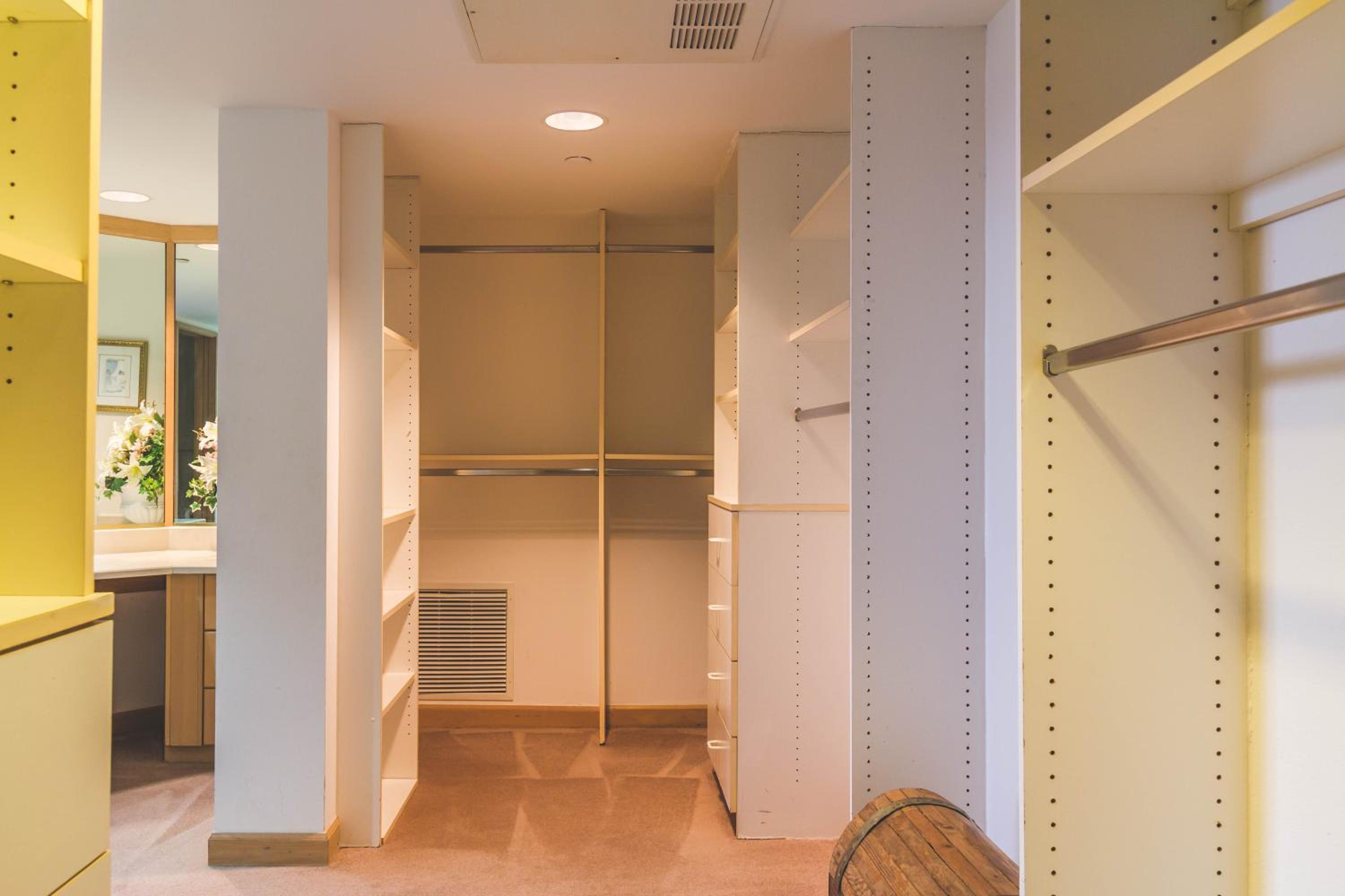 Penthouse Apartment (Presidential Penthouse Suite)