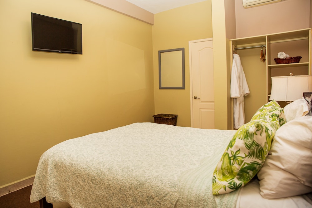 Standard Single Room, 1 Double Bed photo 2