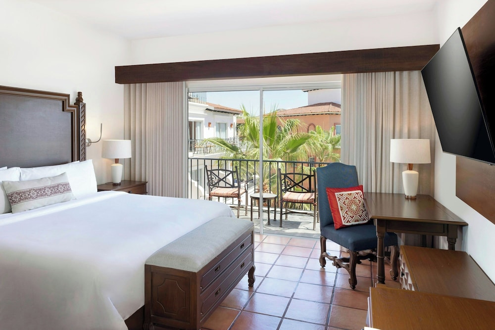 Deluxe Room, 1 Double Bed, Ocean View (Balcony)