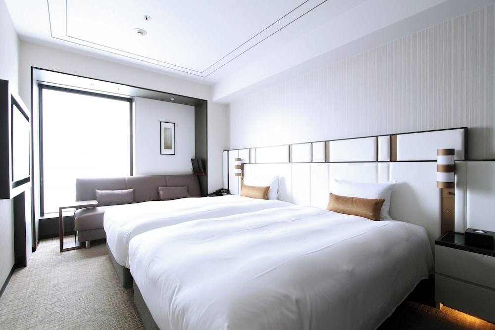 Superior Twin Room with Sofa Bed, Non Smoking