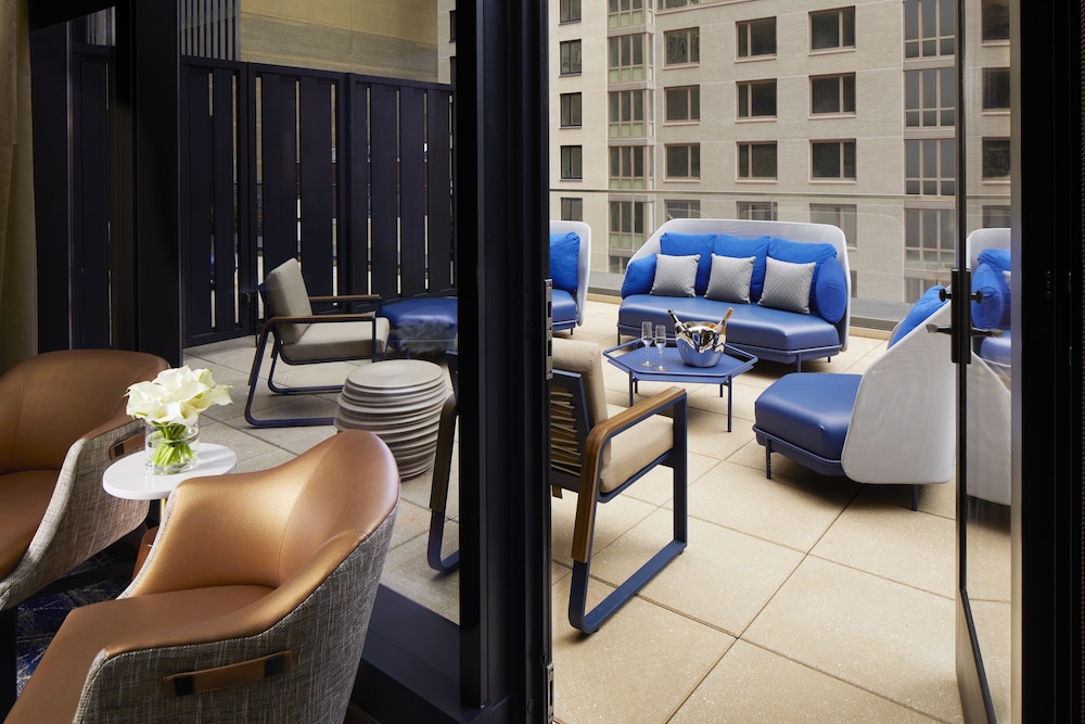 Suite, Balcony (Platinum)