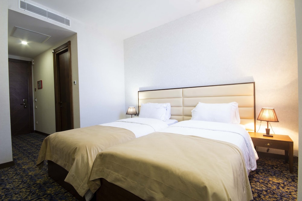 Standard Double Or Twin Room photo 2