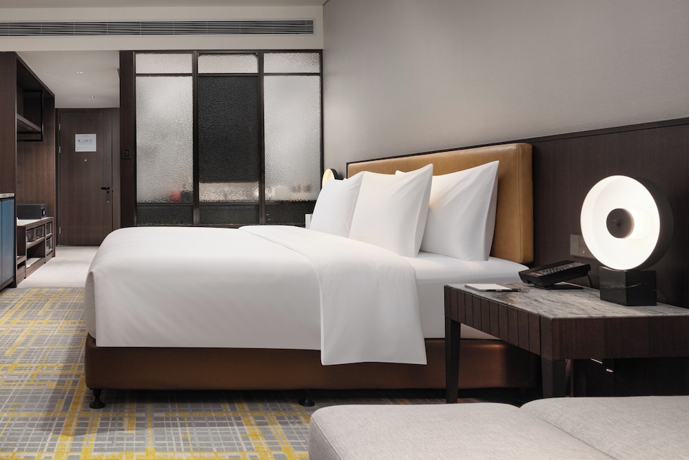Superior Single Room, City View photo 1