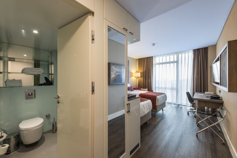 Room, 1 Queen Bed, Accessible, Non Smoking photo 2