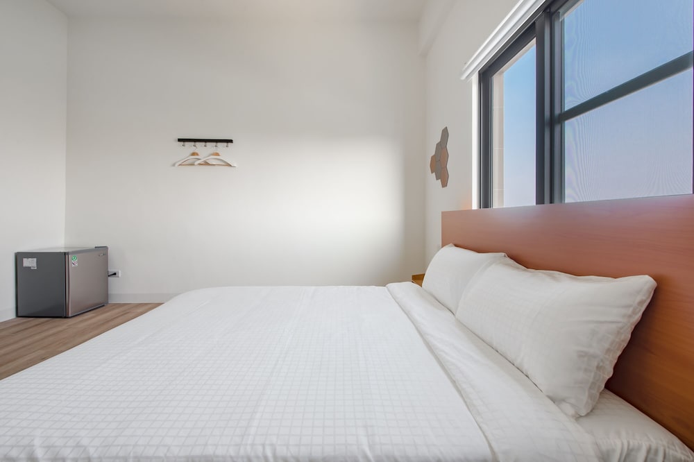 Double Room - Photo 12