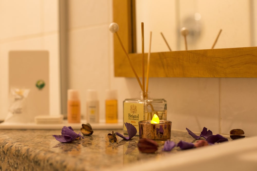 Premium Double Room - Photo 23