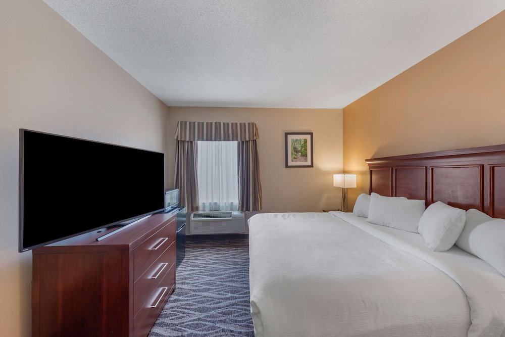 Suite, 1 King Bed, Non Smoking, Jetted Tub