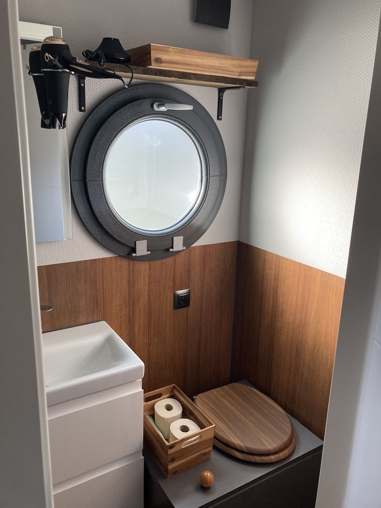 Superior House, 1 Bedroom, Non Smoking, Lake View photo 3