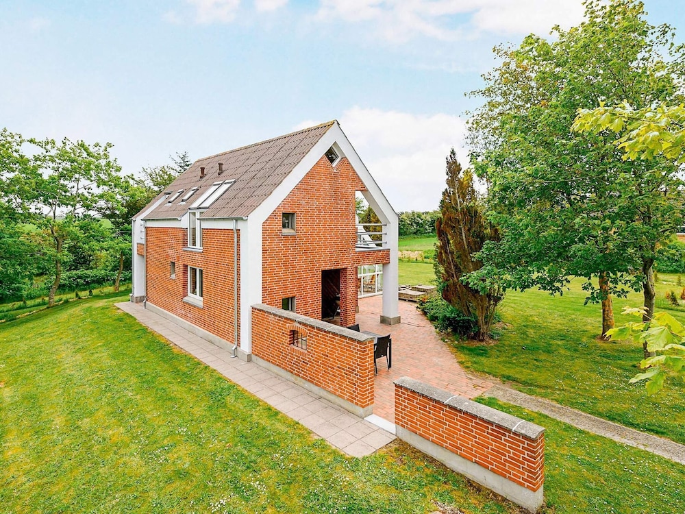 House photo 1