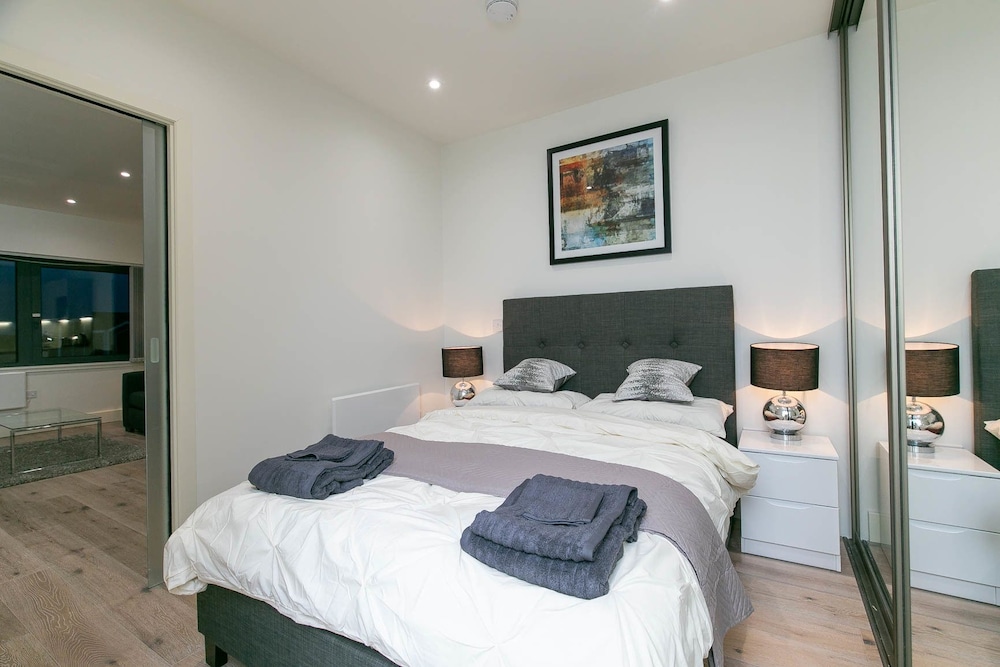 Premium Apartment, 1 Double Bed with Sofa bed, Accessible, Non Smoking photo 1