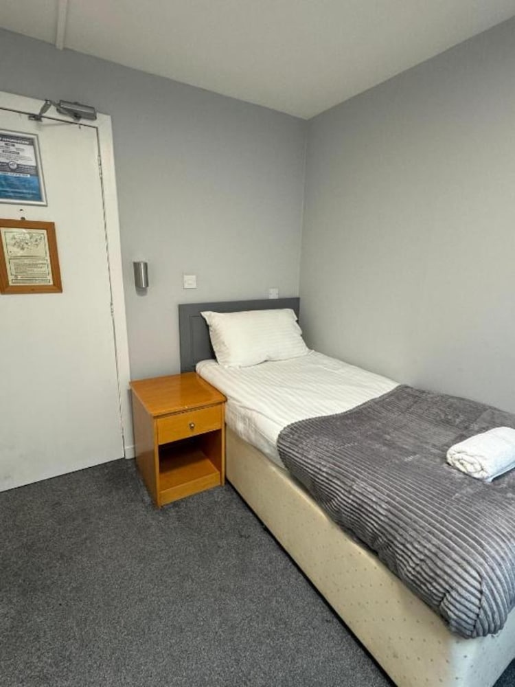 Standard Single Room photo 3