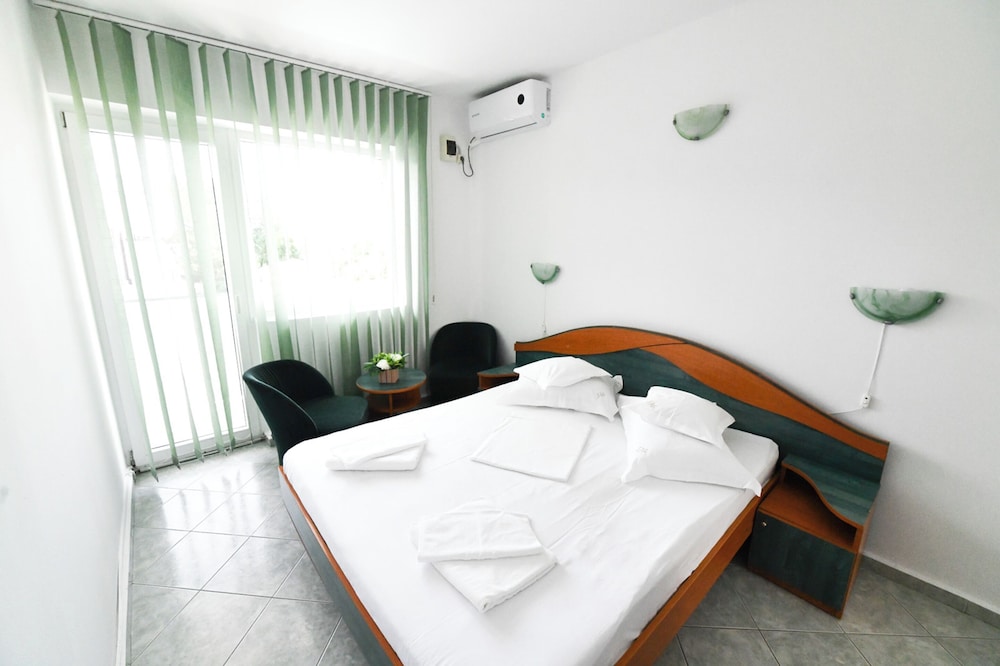 Double Room, Balcony