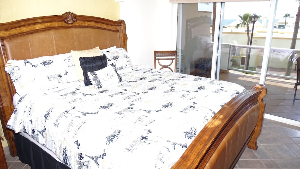 Condo, 1 Bedroom