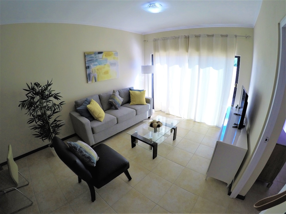 Family House, 2 Bedrooms, Non Smoking photo 1