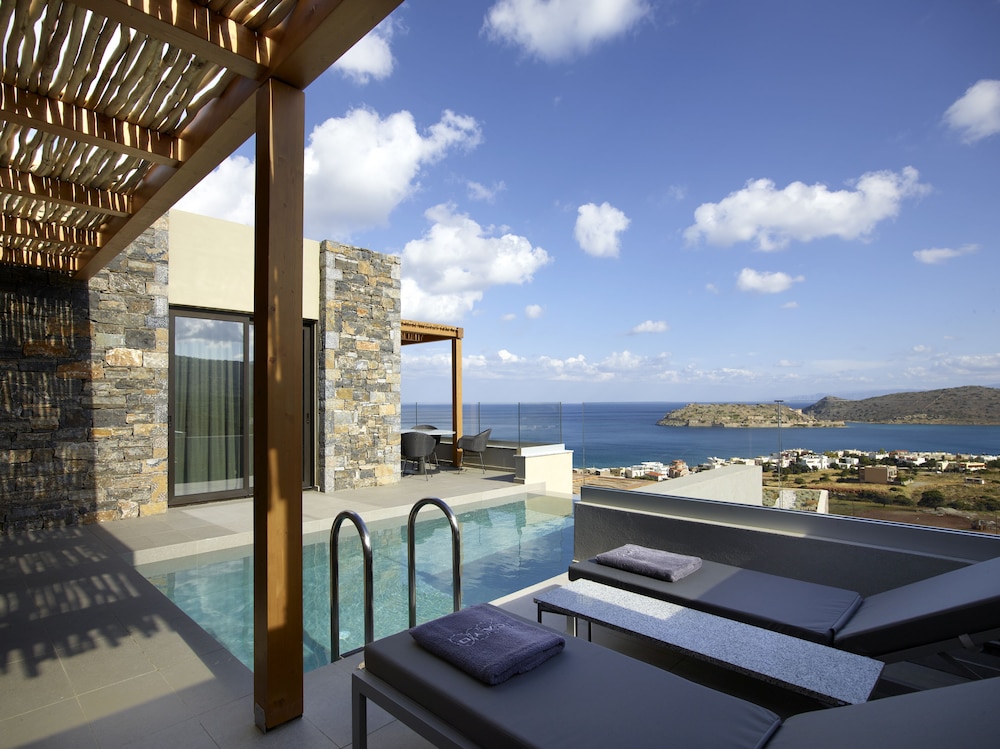 Premium Room with Private Pool - Sea View - Photo 1