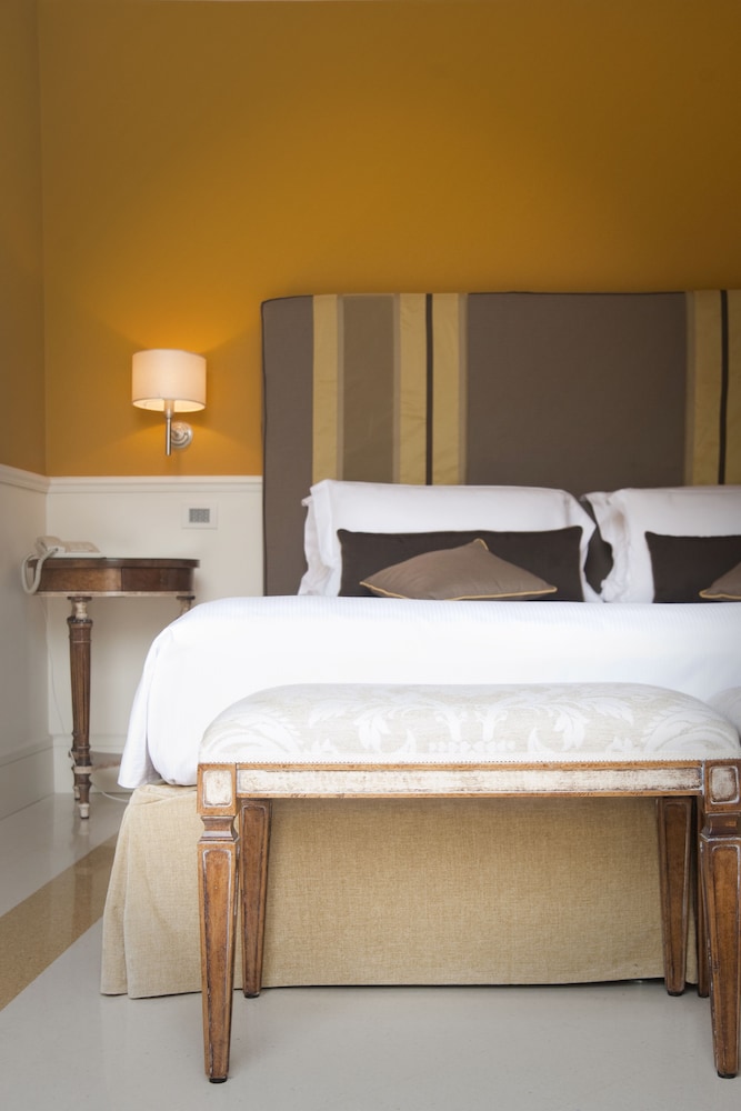 Superior Double Room - Photo 2