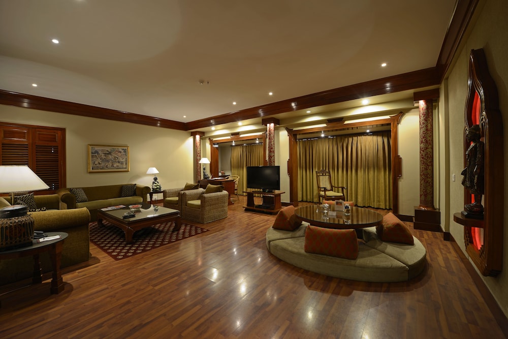 Luxury Suite, Ocean View, Beachside - Photo 15