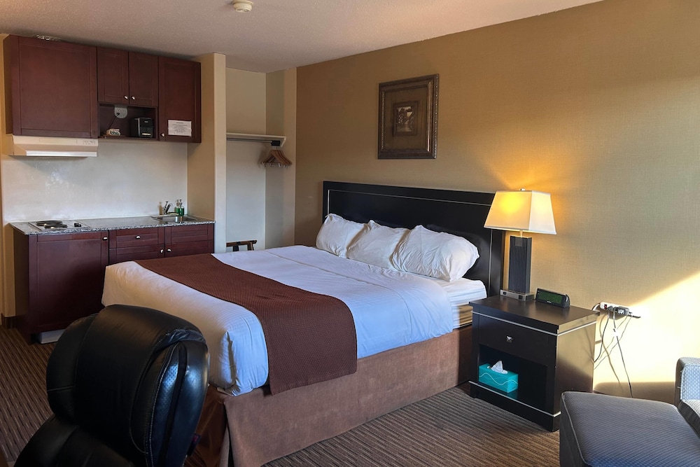 Room, 1 Queen Bed, Non Smoking (Efficiency)