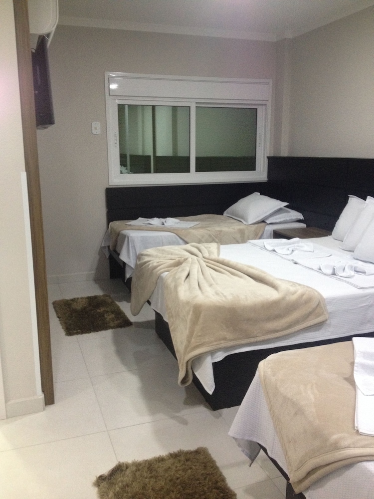 Deluxe Triple Room photo 1