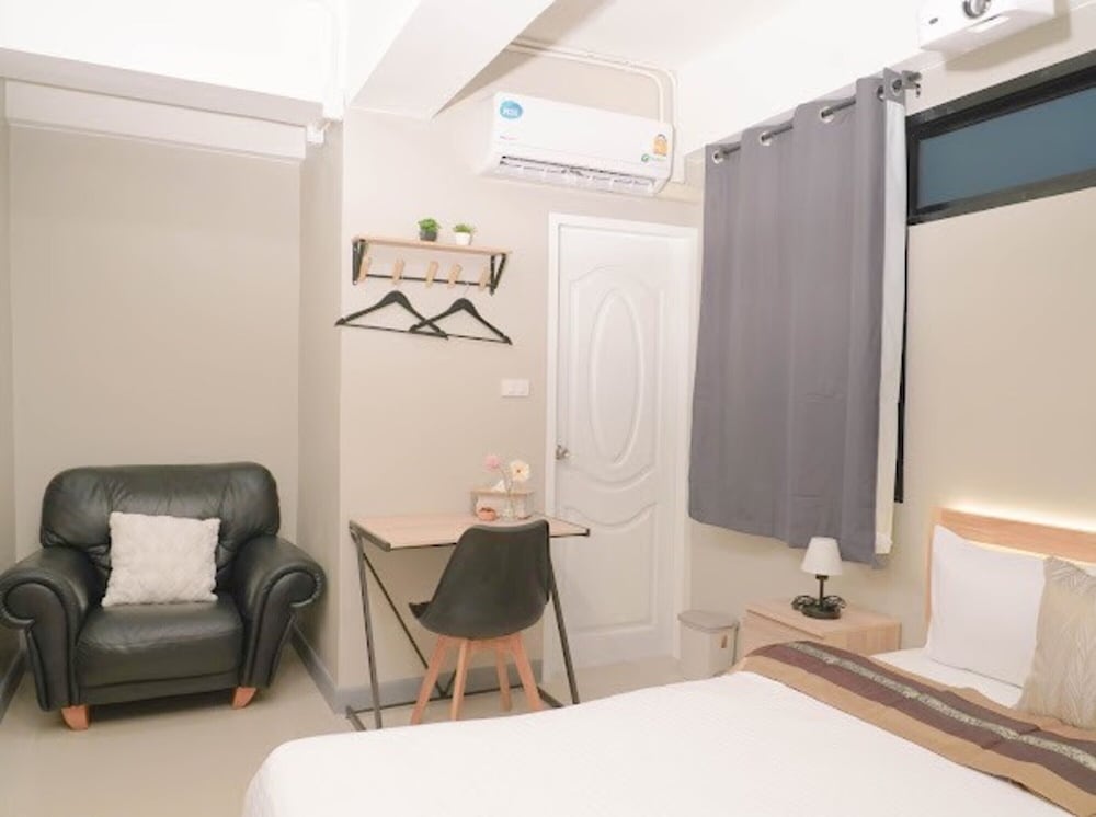 Standard Double Room photo 2