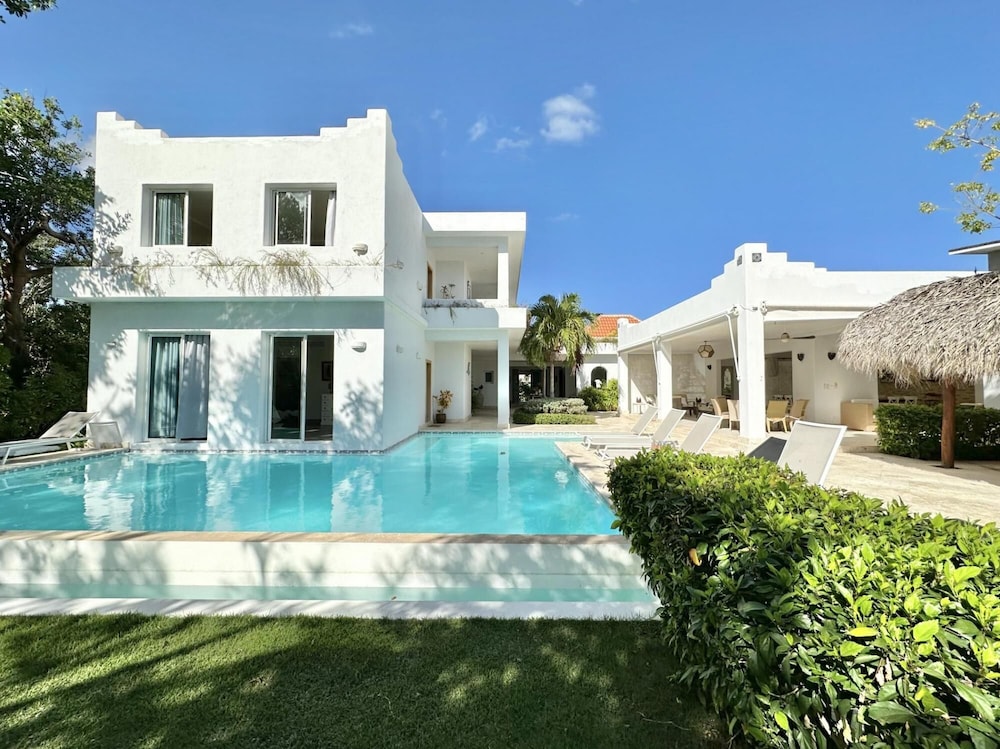 Villa, Smoking