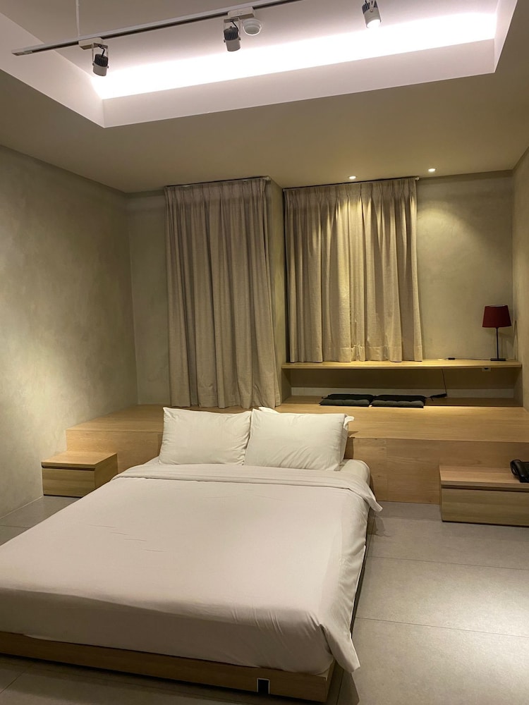 Tomoni Suite - Photo 1