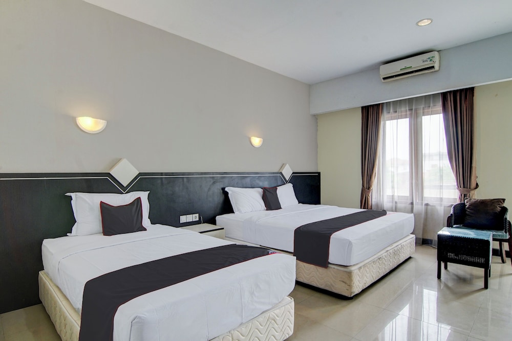 Deluxe Twin Room photo 3
