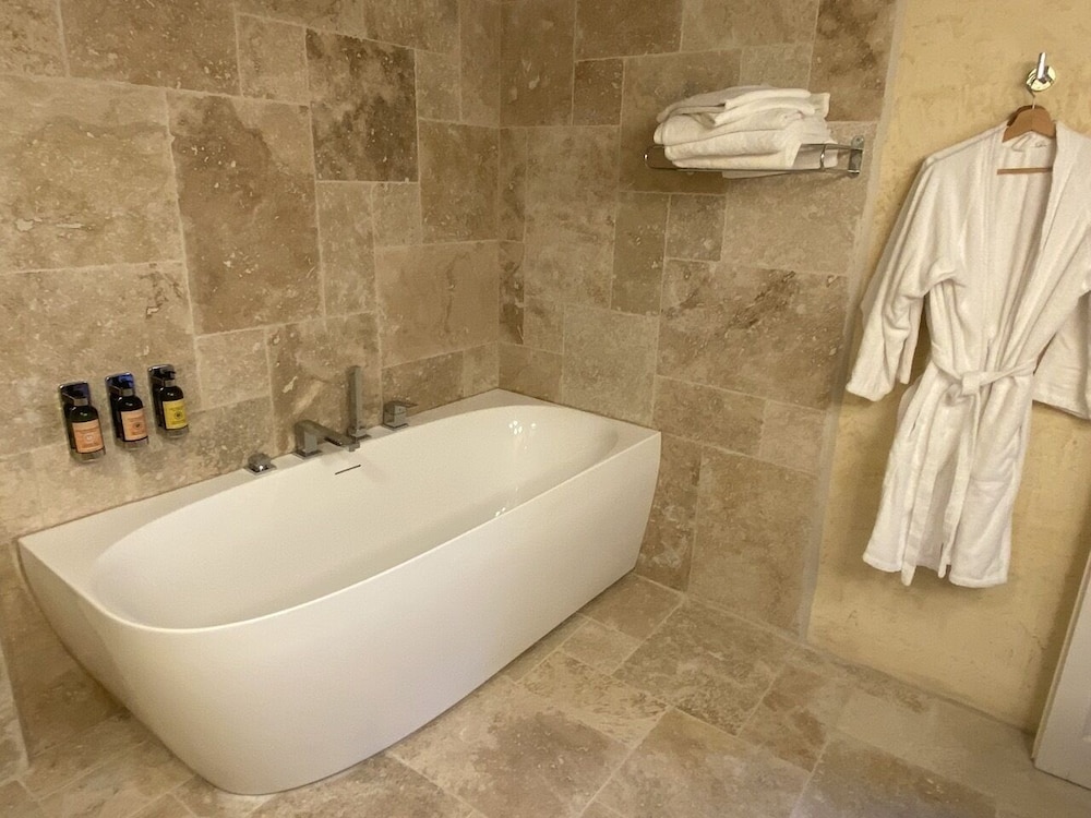 Suite, Ensuite (Mezzanine Nature) photo 2