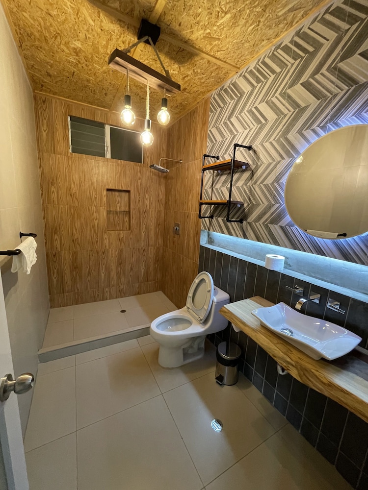 Honeymoon Studio Suite photo 3