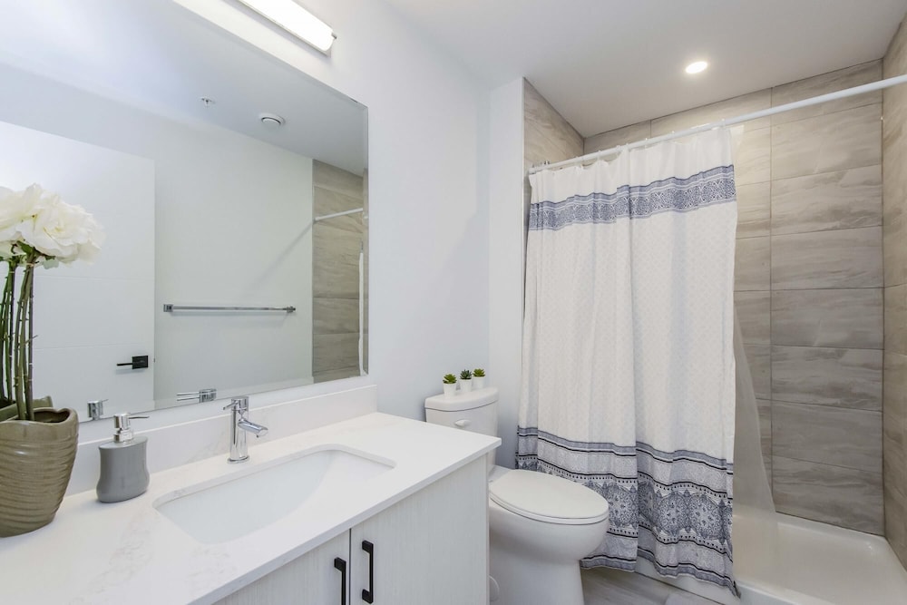 Luxurious 3 Bedroom Brand NEW Town House, 사진 19