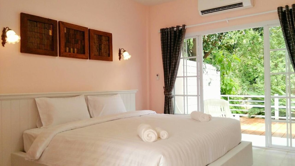Villa Riverview Balcony
