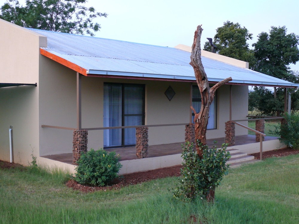 Deluxe Cottage, 2 Bedrooms, Non Smoking, Mountain View photo 2