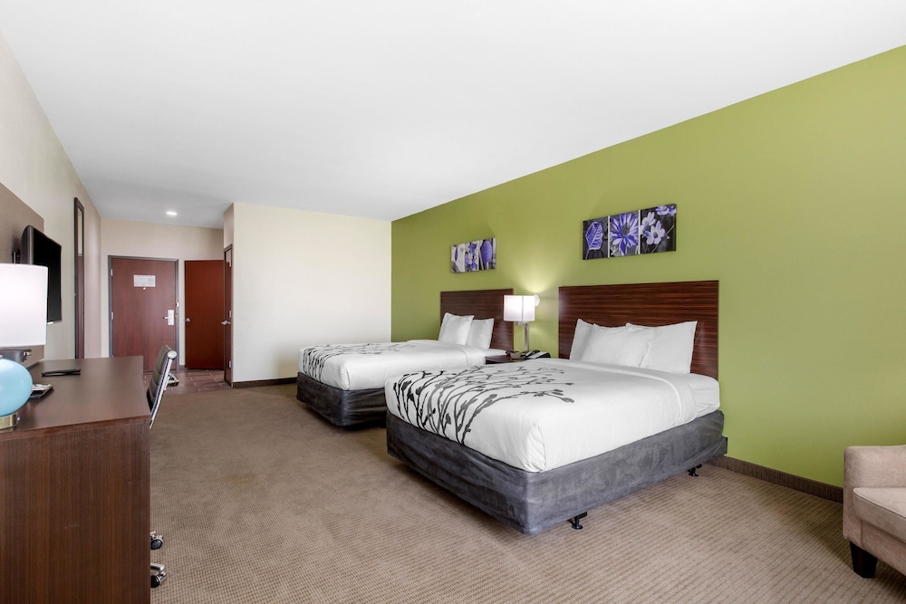 Room, 2 Queen Beds, Accessible, Non Smoking