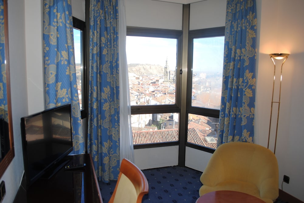 Single Room - Photo 8