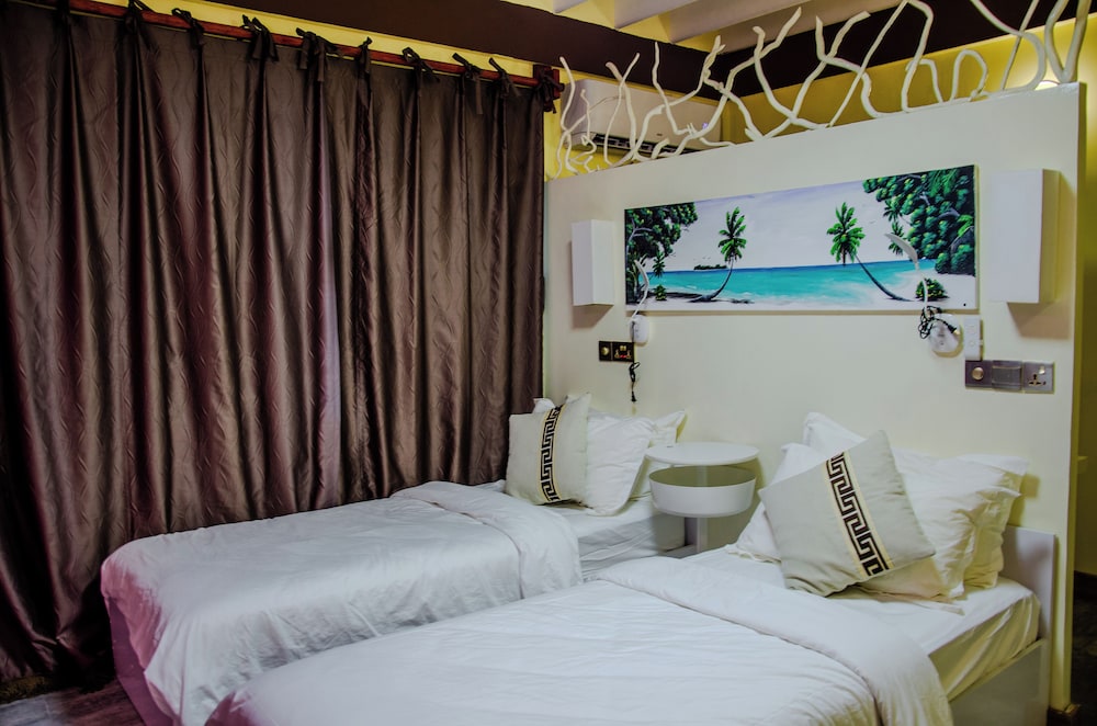 Deluxe Twin Room photo 1