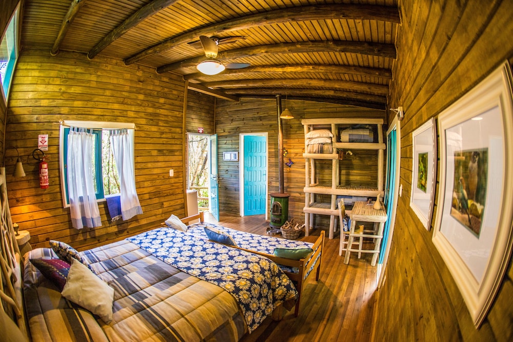 Standard Cabin photo 1