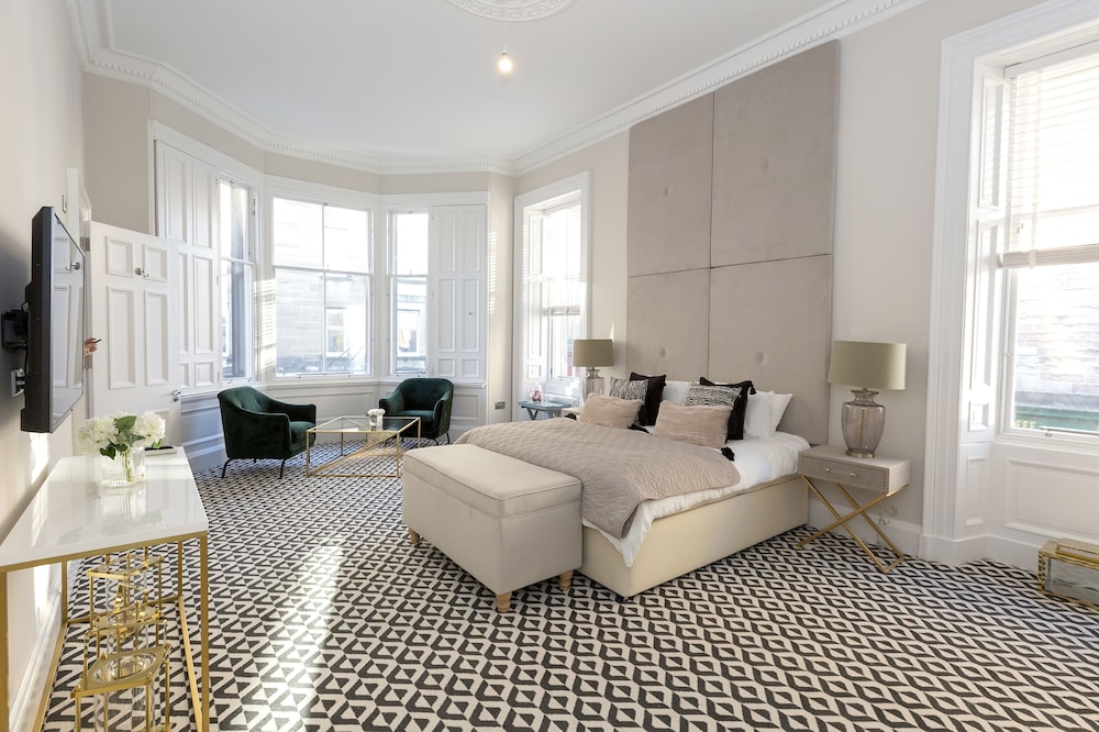 Premier Double or Twin Room, Ensuite, City View