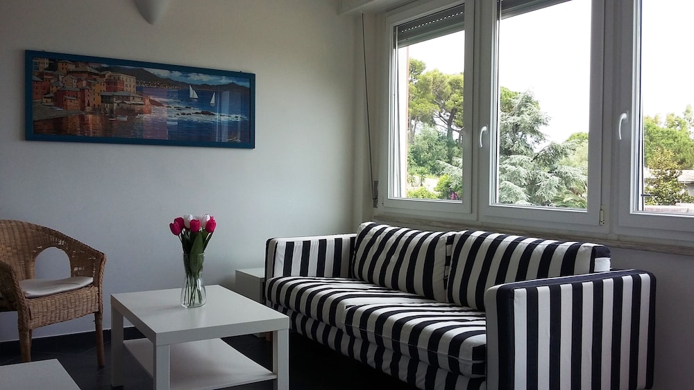 Deluxe Apartment, 2 Bedrooms, Sea View