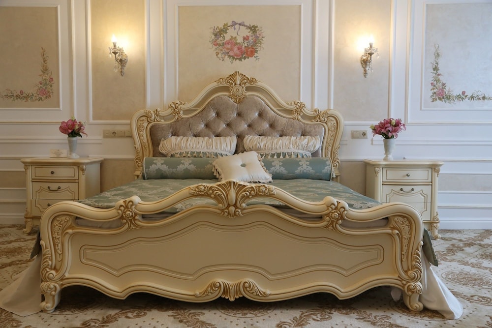 Romantic Suite (Charlotte)